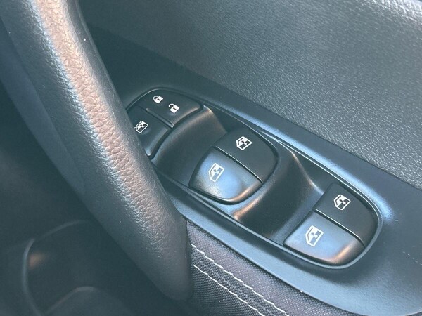 Used Nissan Qashqai 2021 for sale - 76300175: Photo 38