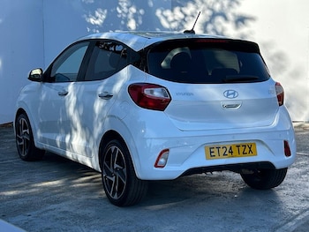 Used Hyundai i10 2024 for sale - 77112551: Photo