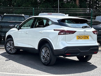 Used Nissan Qashqai 2024 for sale - 79047371: Photo