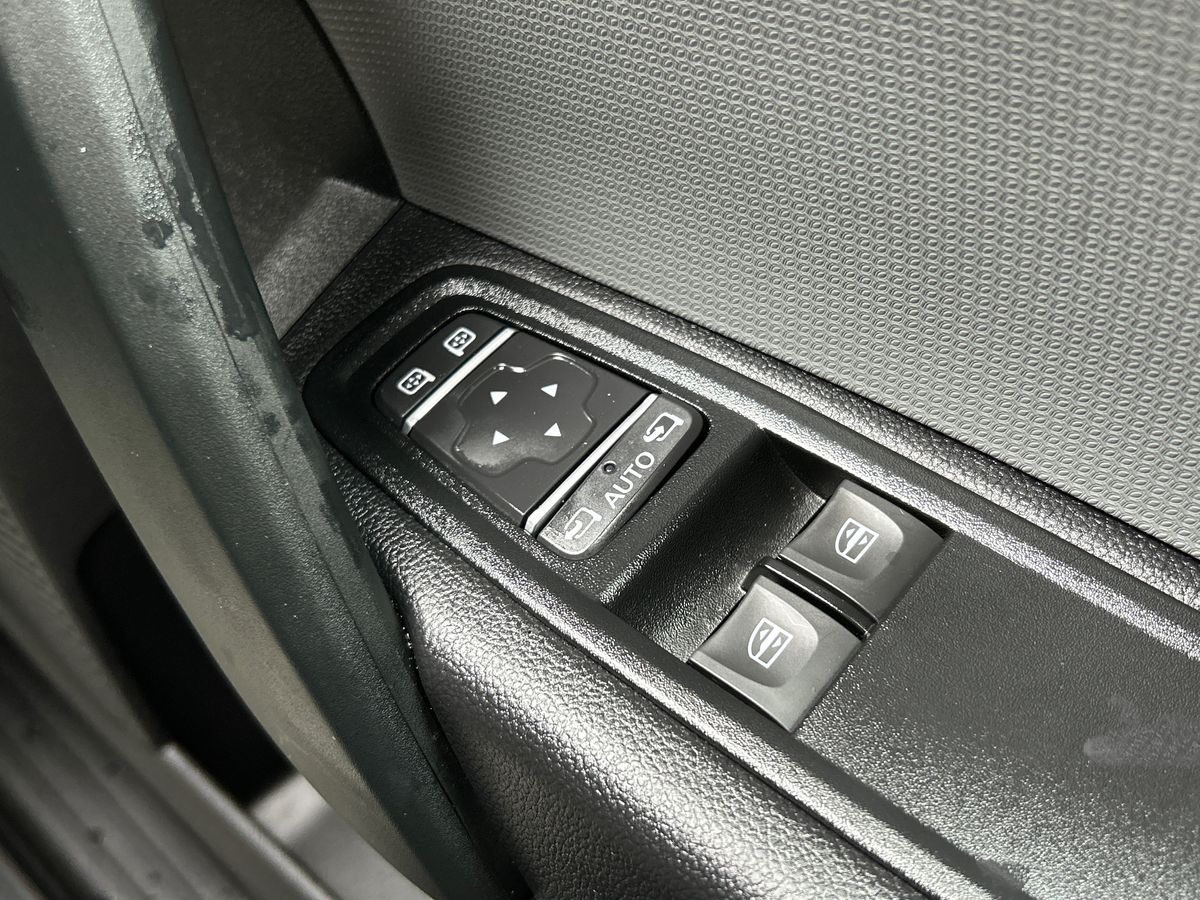 Used Nissan Other 2023 for sale - 76143823: Photo 16