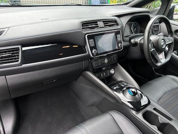 Used Nissan Leaf 2022 for sale - 78956370: Photo