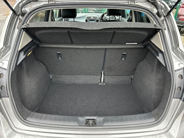 Used Nissan Pulsar 2016 for sale - 76300142: Photo 21