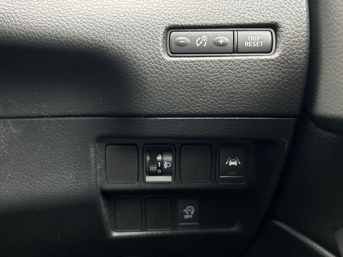 Used Nissan Qashqai 2017 for sale - 76553484: Photo 40