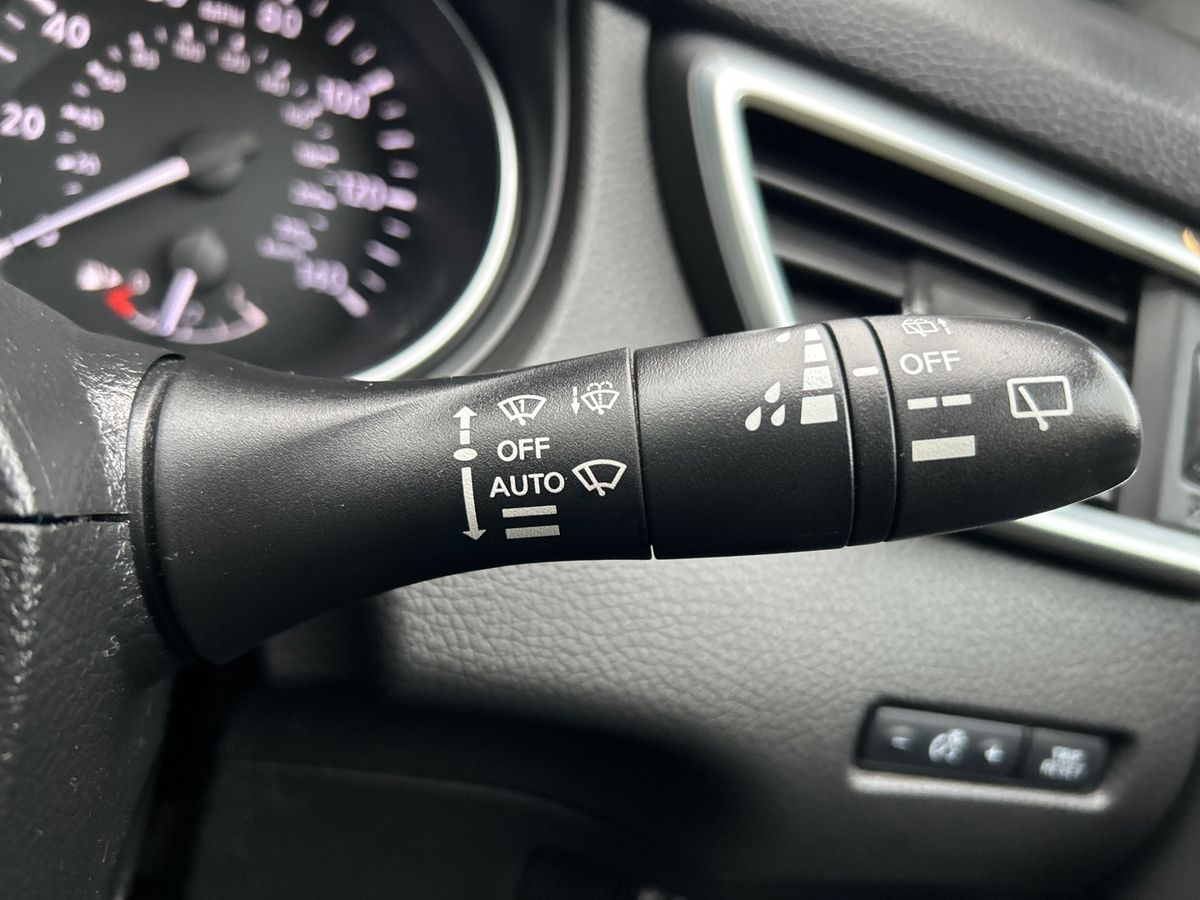 Used Nissan Qashqai 2017 for sale - 76553484: Photo 44