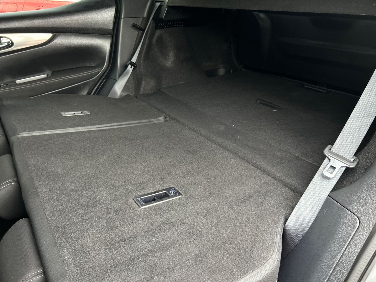 Used Nissan Qashqai 2017 for sale - 76553484: Photo 46