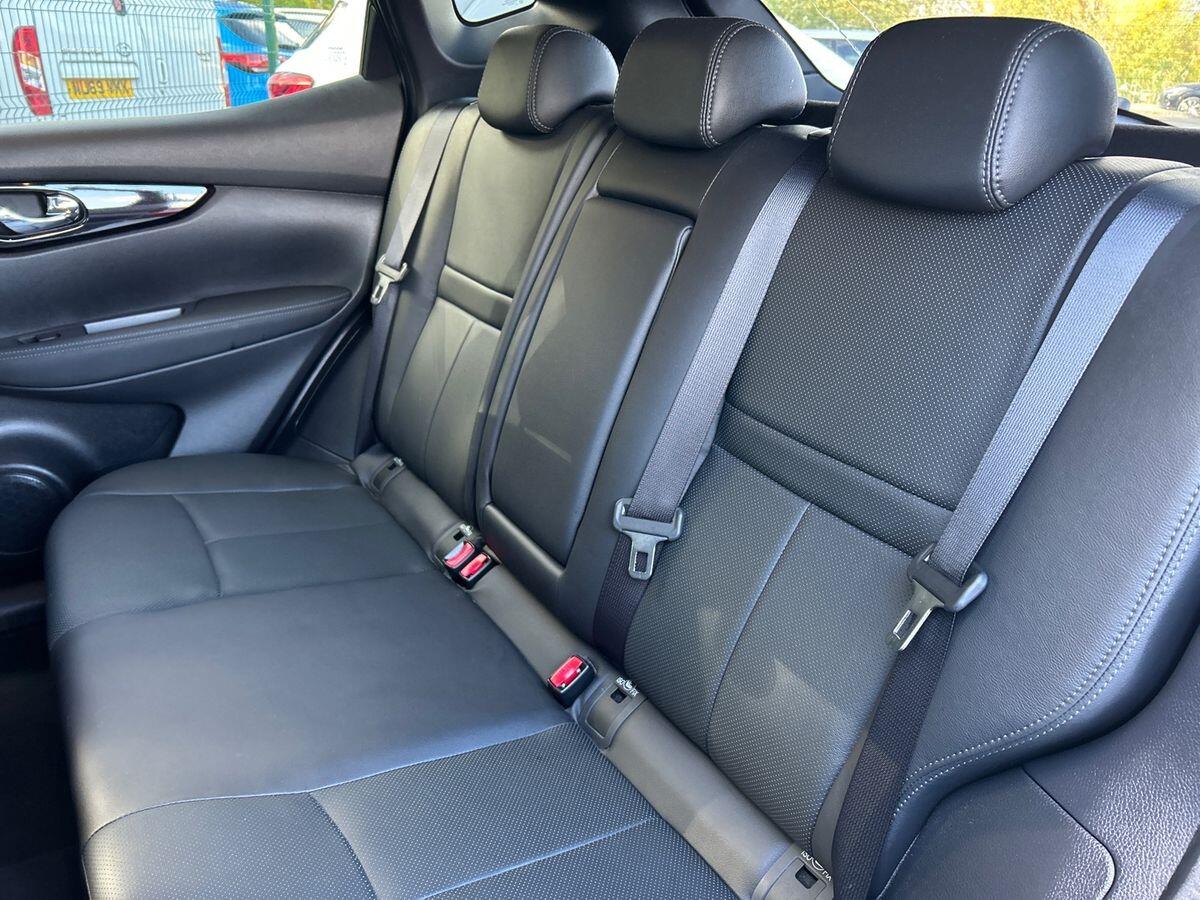 Used Nissan Qashqai 2017 for sale - 76401710: Photo 20