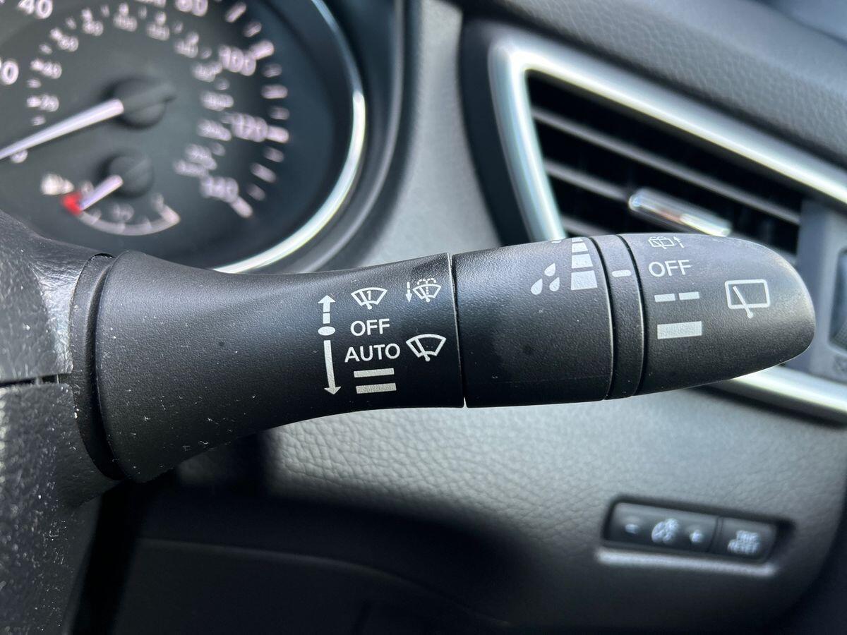 Used Nissan Qashqai 2017 for sale - 76401710: Photo 32