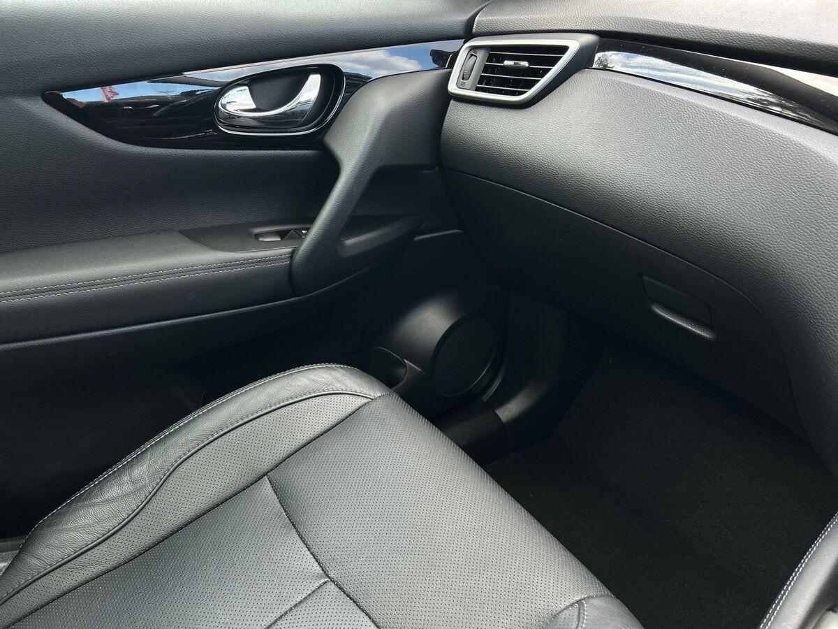 Used Nissan Qashqai 2017 for sale - 76401710: Photo 43