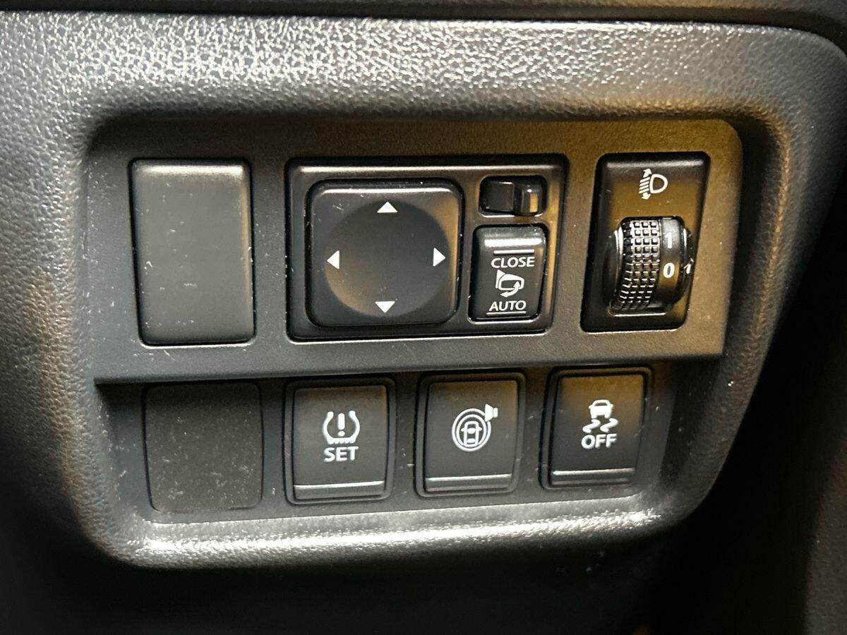 Used Nissan Juke 2017 for sale - 76330788: Photo 42