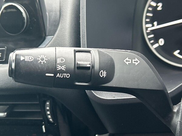 Used Nissan Qashqai 2022 for sale - 76300303: Photo 30
