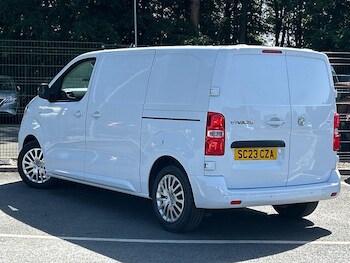 Used Vauxhall Vivaro 2023 for sale - 79005700: Photo