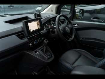 Used Nissan Other 2024 for sale - 74741780: Photo