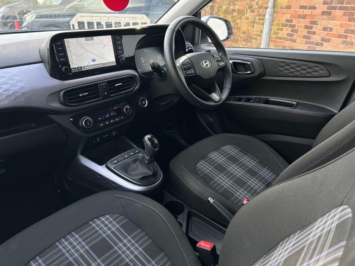 Used Hyundai i10 2024 for sale - 77112664: Photo 2