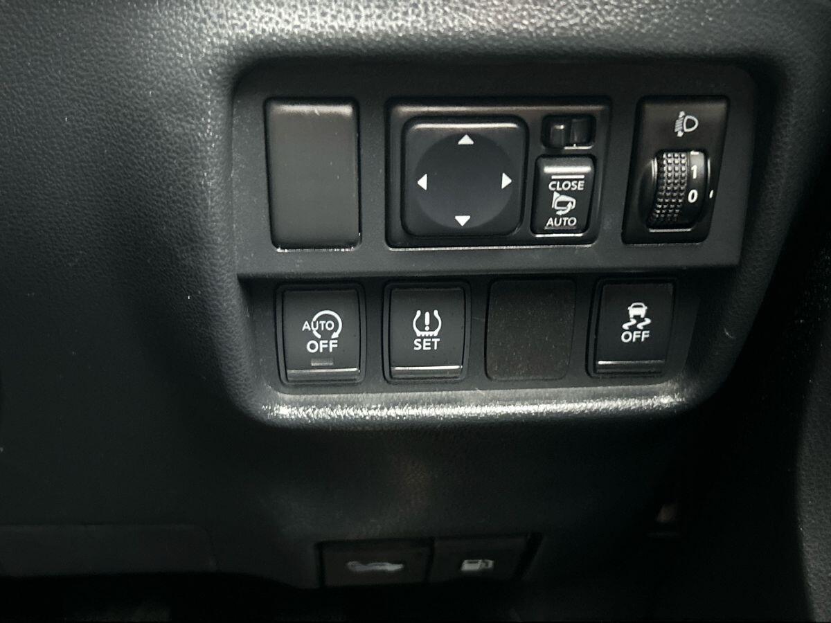 Used Nissan Juke 2017 for sale - 76762617: Photo 42