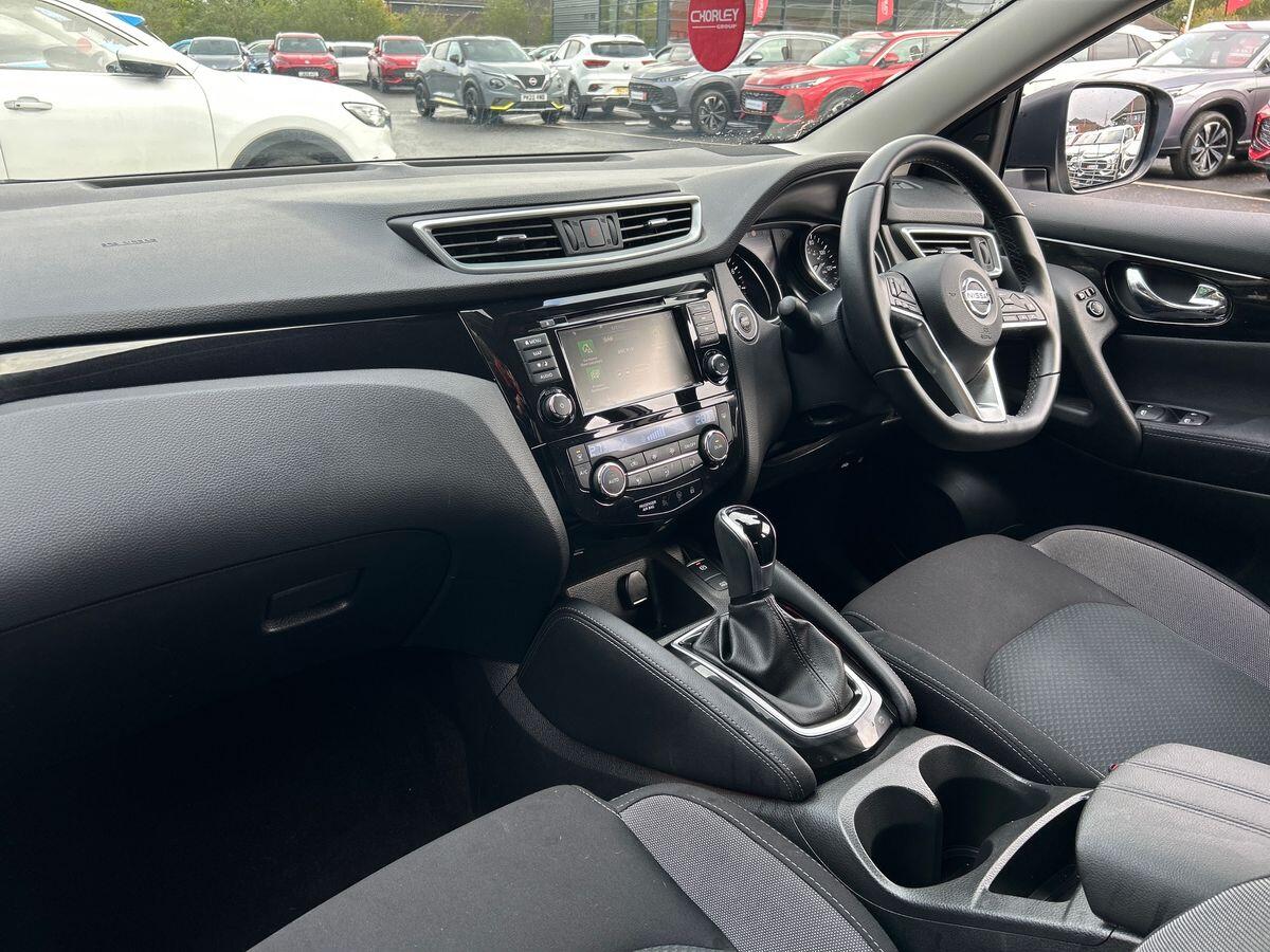 Used Nissan Qashqai 2020 for sale - 76300143: Photo 2