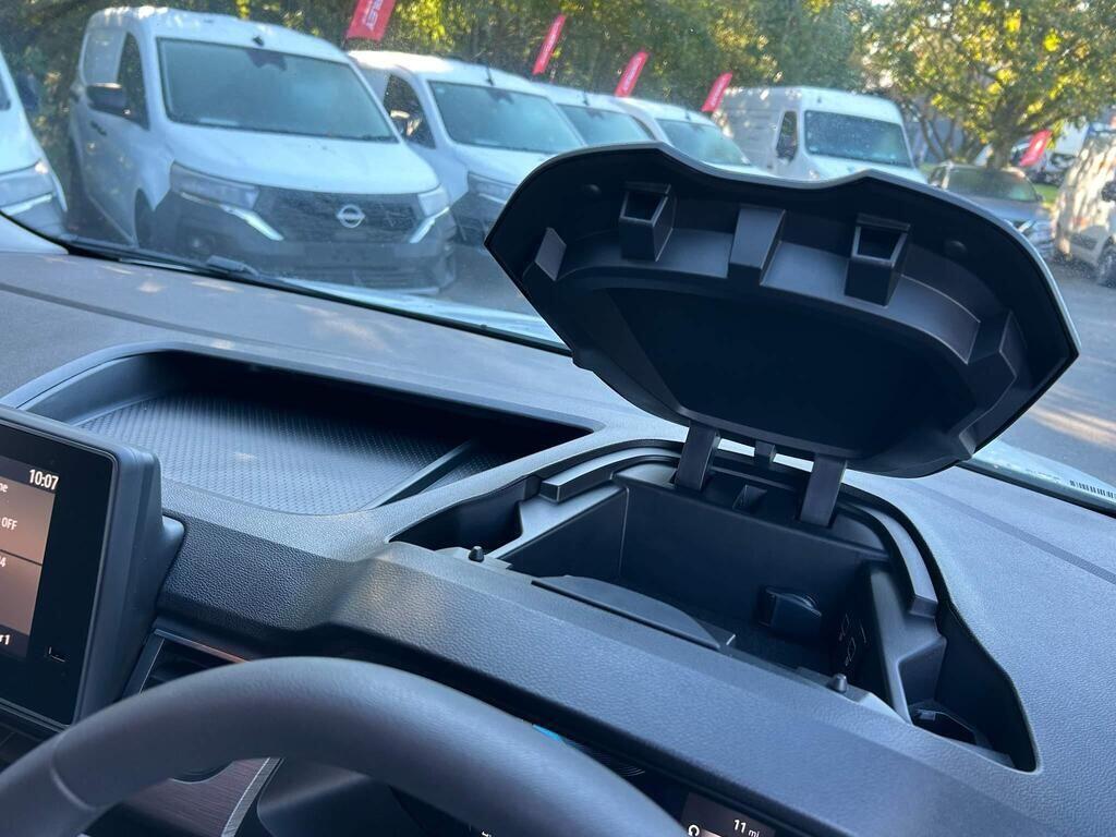 Used Nissan Other 2025 for sale - 76890327: Photo 21