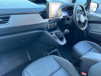 Used Nissan Other 2025 for sale - 76890327: Photo