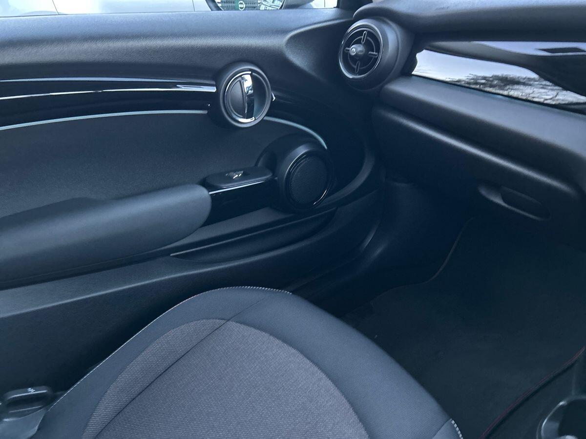 Used MINI Hatch 2022 for sale - 76916482: Photo 41