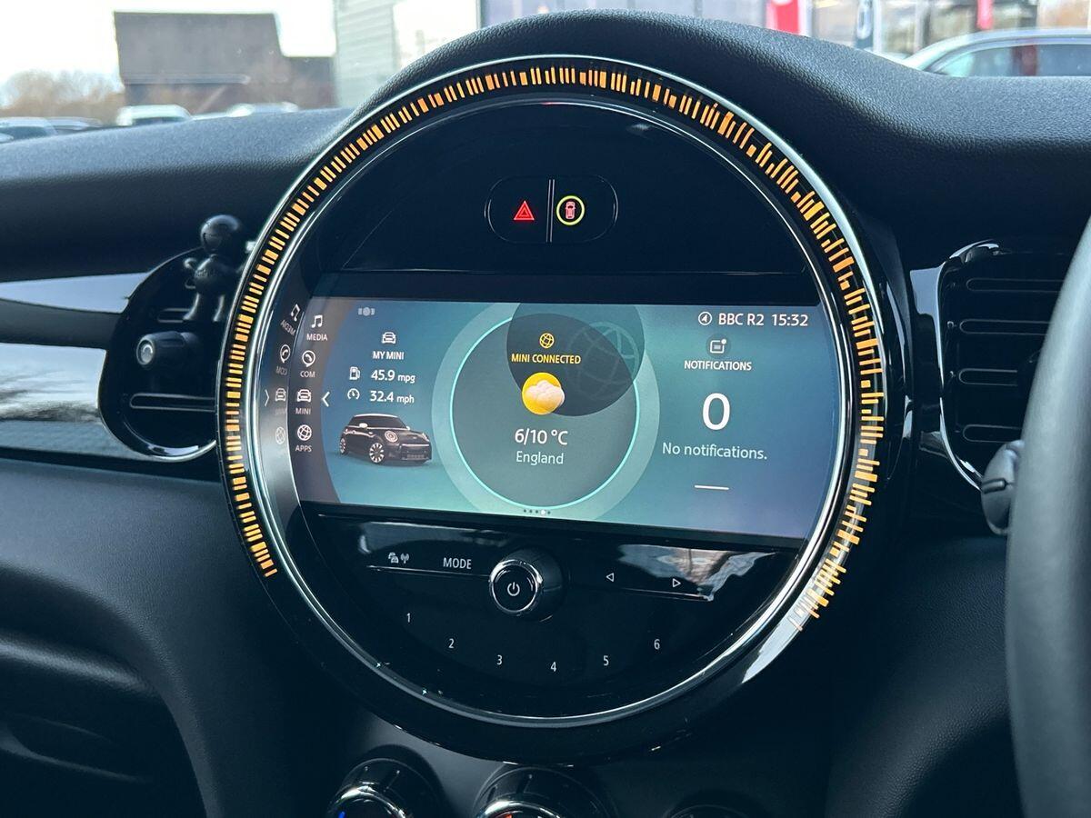 Used MINI Hatch 2022 for sale - 76916482: Photo 9