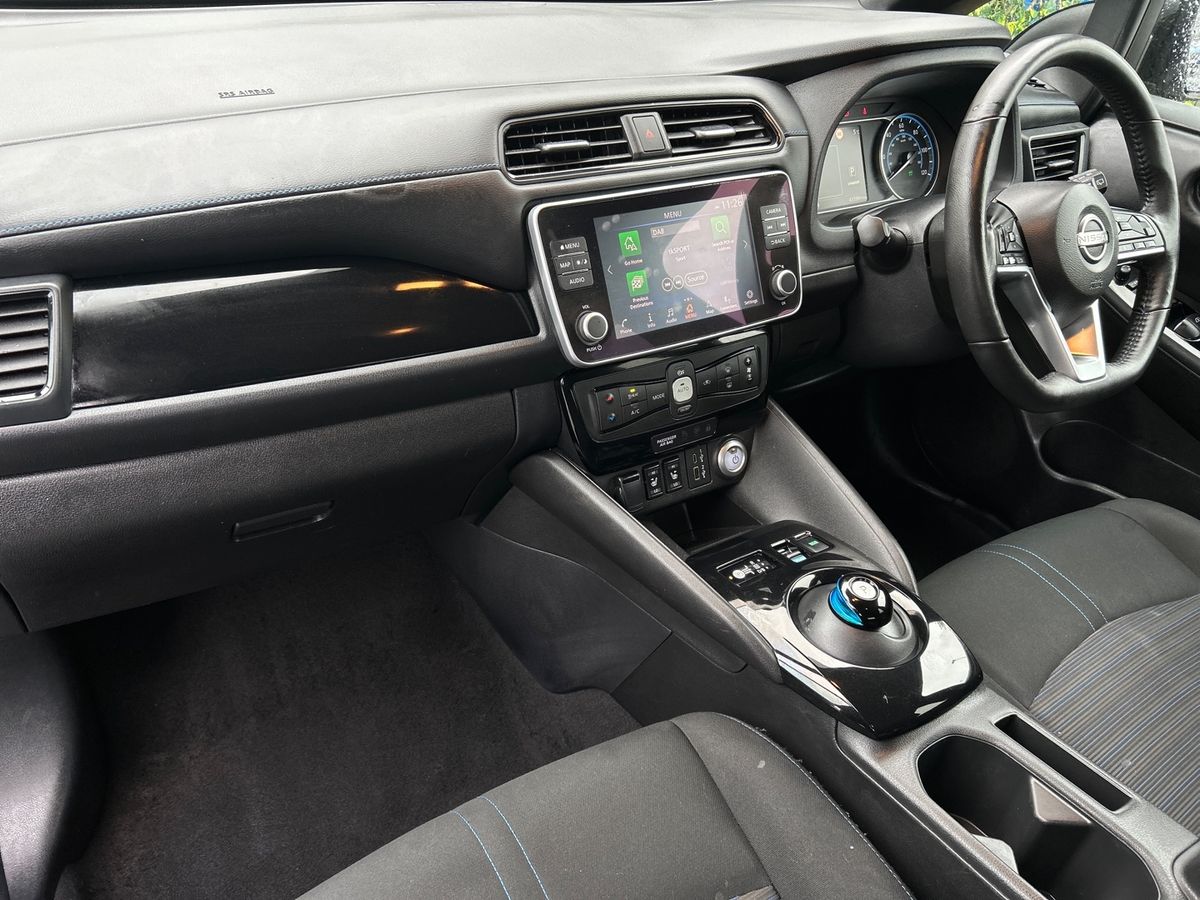 Used Nissan Leaf 2022 for sale - 77340972: Photo 2