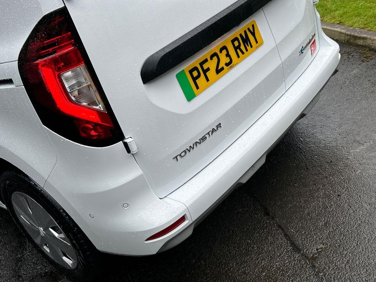 Used Nissan Other 2023 for sale - 76590505: Photo 31