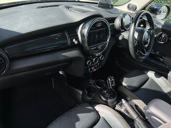 Used MINI Hatch 2018 for sale - 78579540: Photo