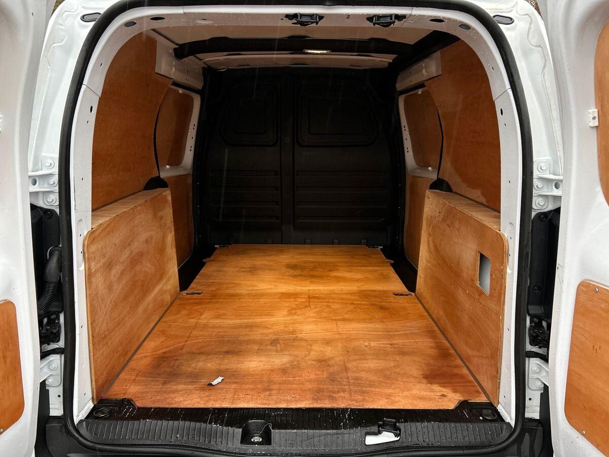 Used Nissan Other 2024 for sale - 76774665: Photo 21