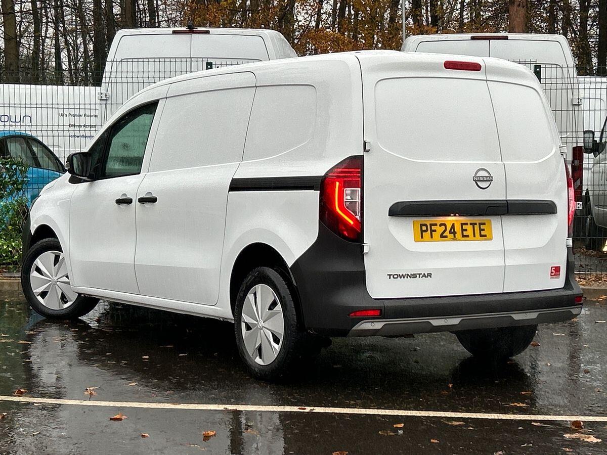 Used Nissan Other 2024 for sale - 76774665: Photo 3