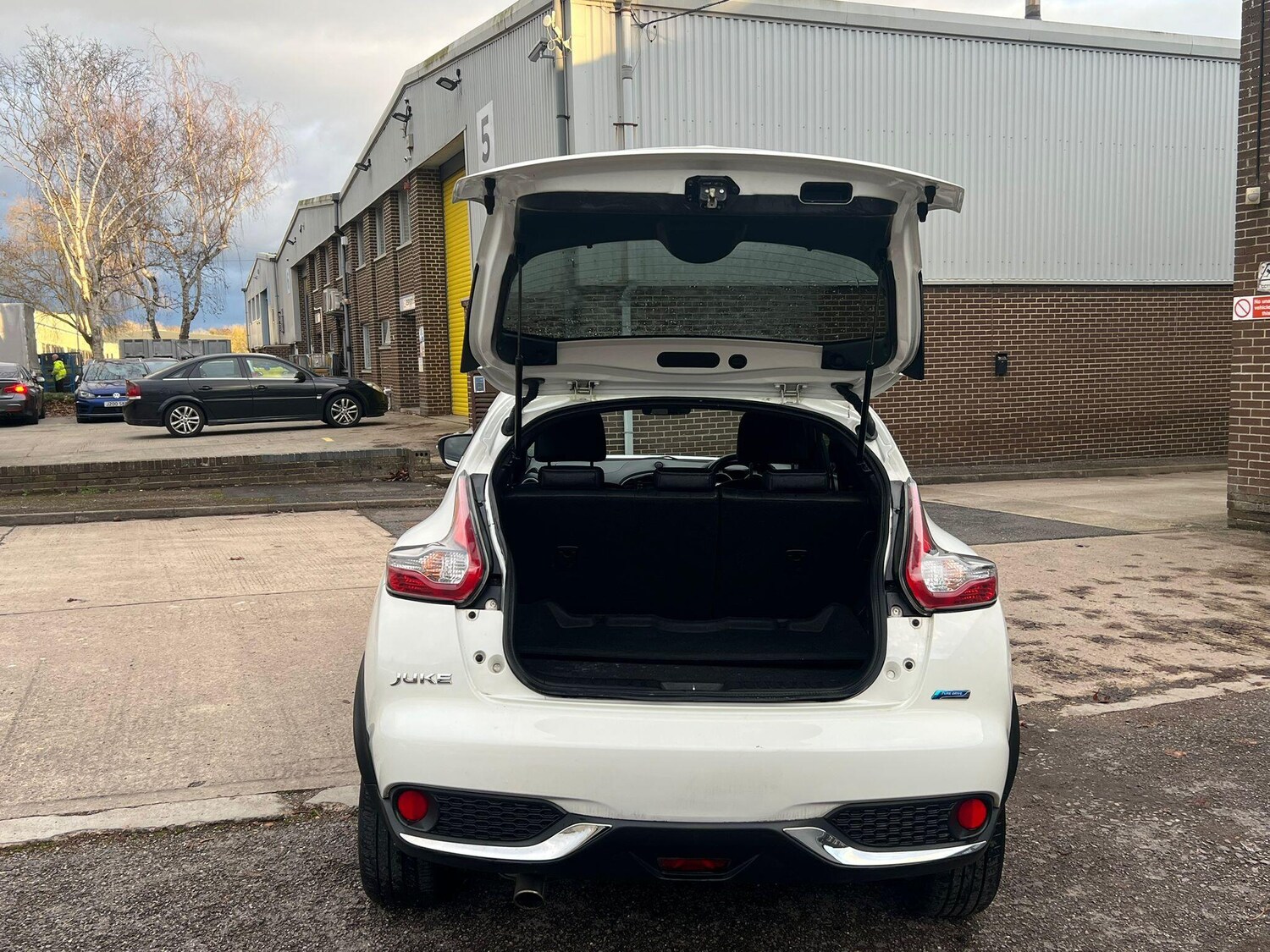 Used Nissan Juke 2014 for sale - 77813680: Photo 8