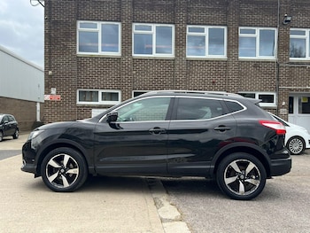 Used Nissan Qashqai 2015 for sale - 79484449: Photo