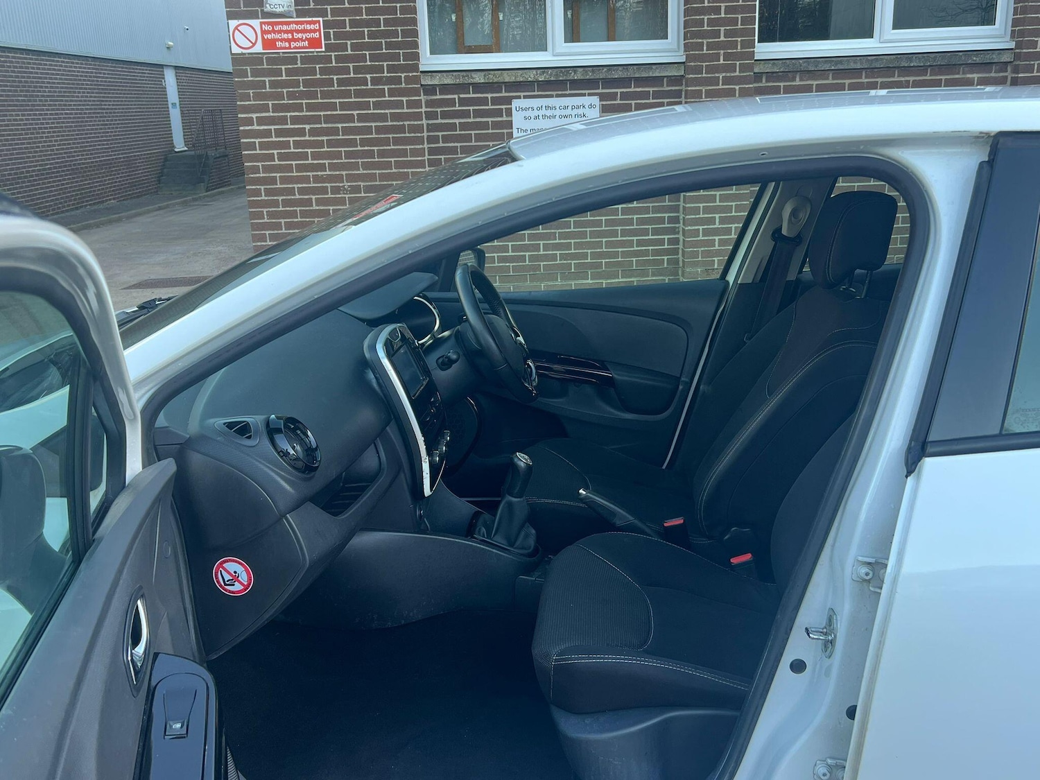 Used Renault Clio 2014 for sale - 77939744: Photo 13