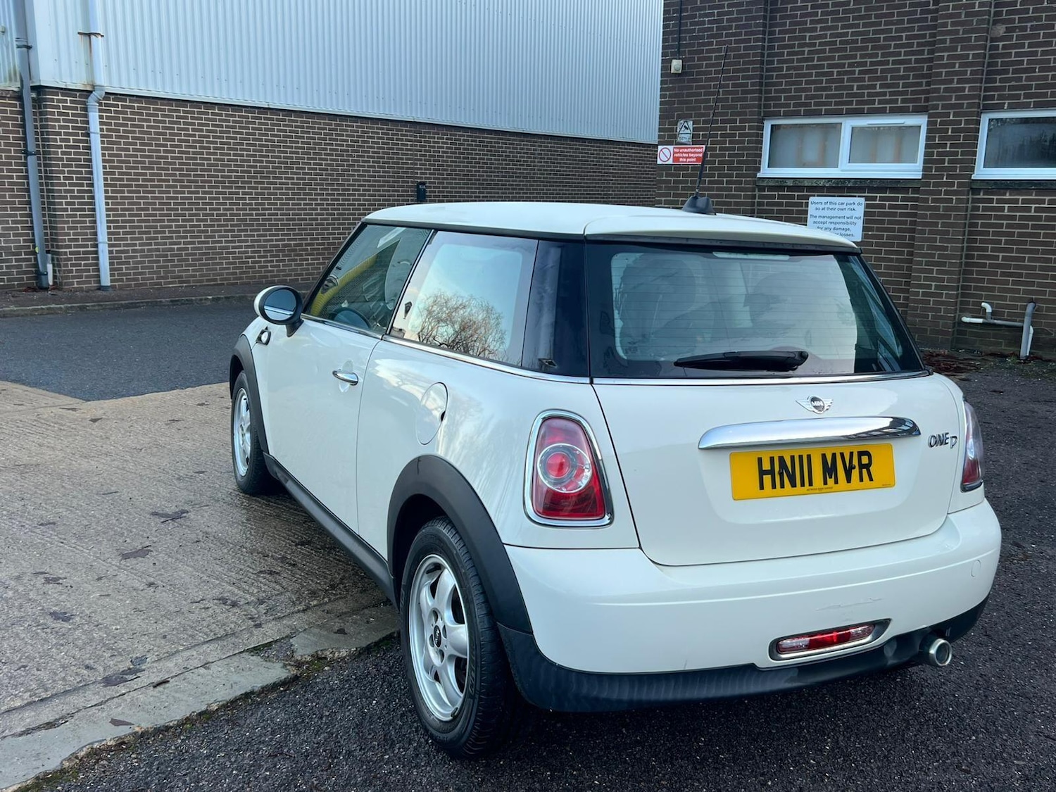 Used MINI Hatch 2011 for sale - 77813681: Photo 4