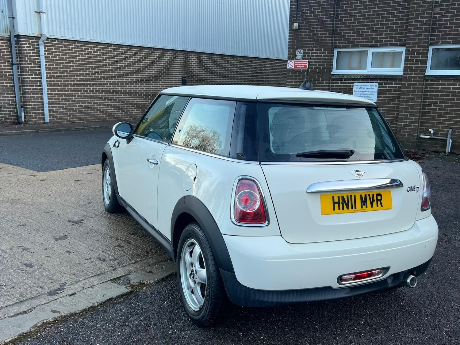 Used MINI Hatch 2011 for sale - 77813681: Photo 7