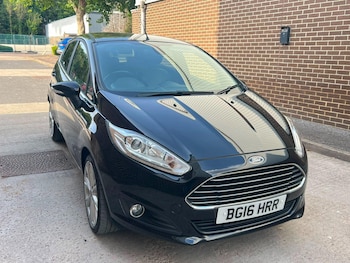 Used Ford Fiesta 2016 for sale - 79479450: Photo