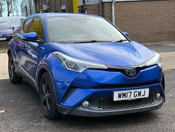 Used Toyota C-HR 2017 for sale - 79479443: Photo