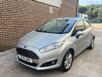 Used Ford Fiesta 2016 for sale - 79479446: Photo