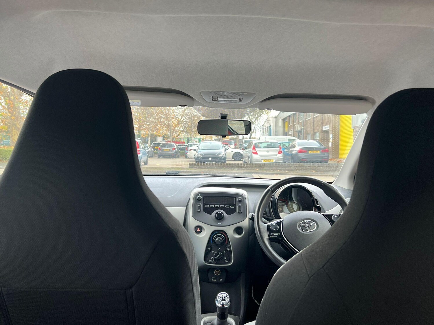 Used Toyota AYGO 2017 for sale - 77813670: Photo 8