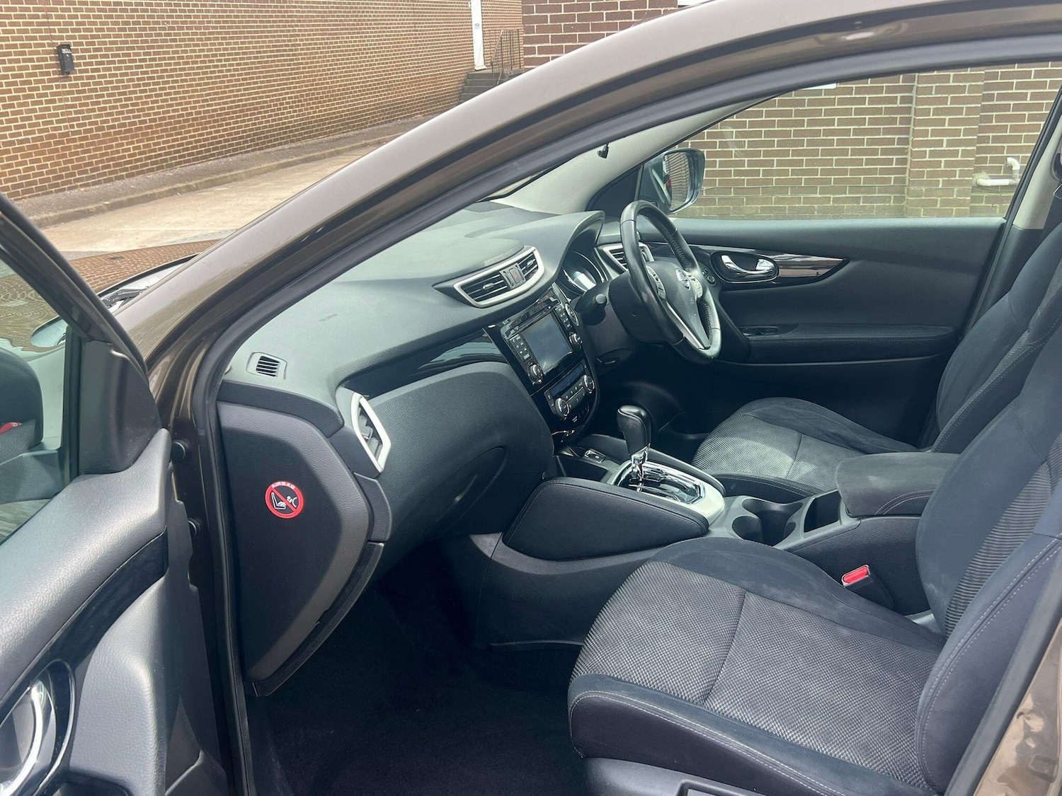 Used Nissan Qashqai 2015 for sale - 78205221: Photo 26