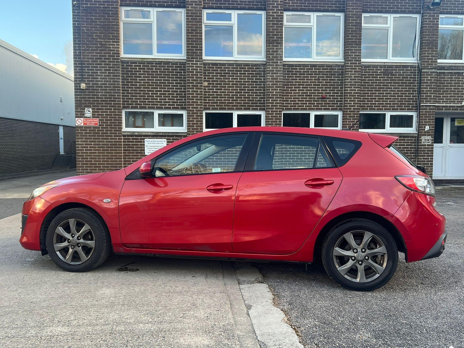 Used Mazda Mazda3 2011 for sale - 78087151: Photo 4