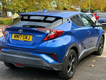 Used Toyota C-HR 2017 for sale - 79807240: Photo