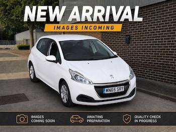 Used Peugeot 208 2015 for sale - 79484428: Photo