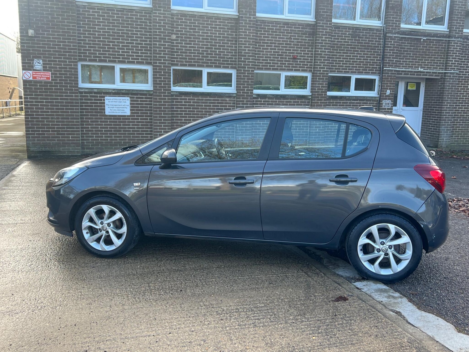 Used Vauxhall Corsa 2015 for sale - 77813675: Photo 4