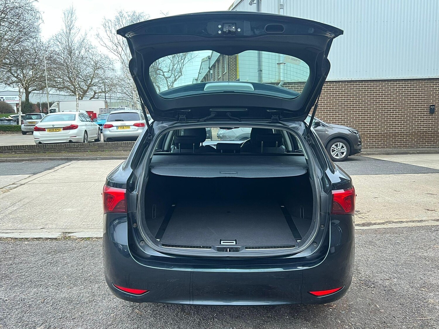 Used Toyota Avensis 2018 for sale - 77813674: Photo 24