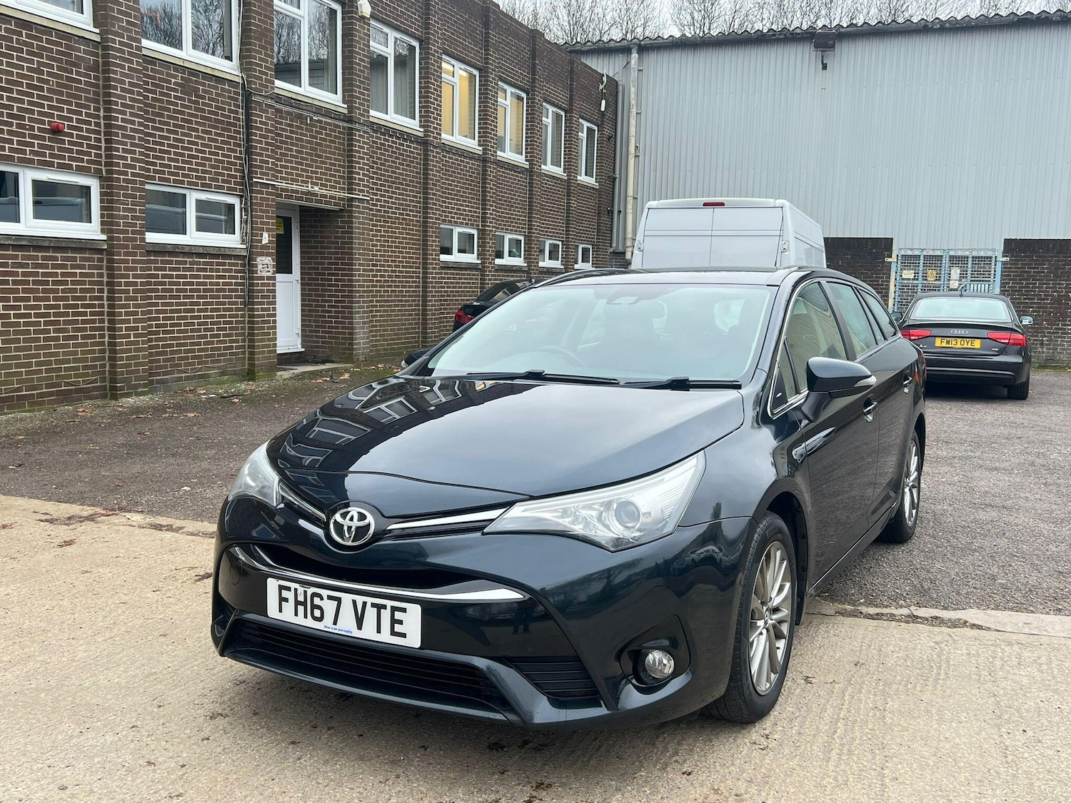 Used Toyota Avensis 2018 for sale - 77813674: Photo 3