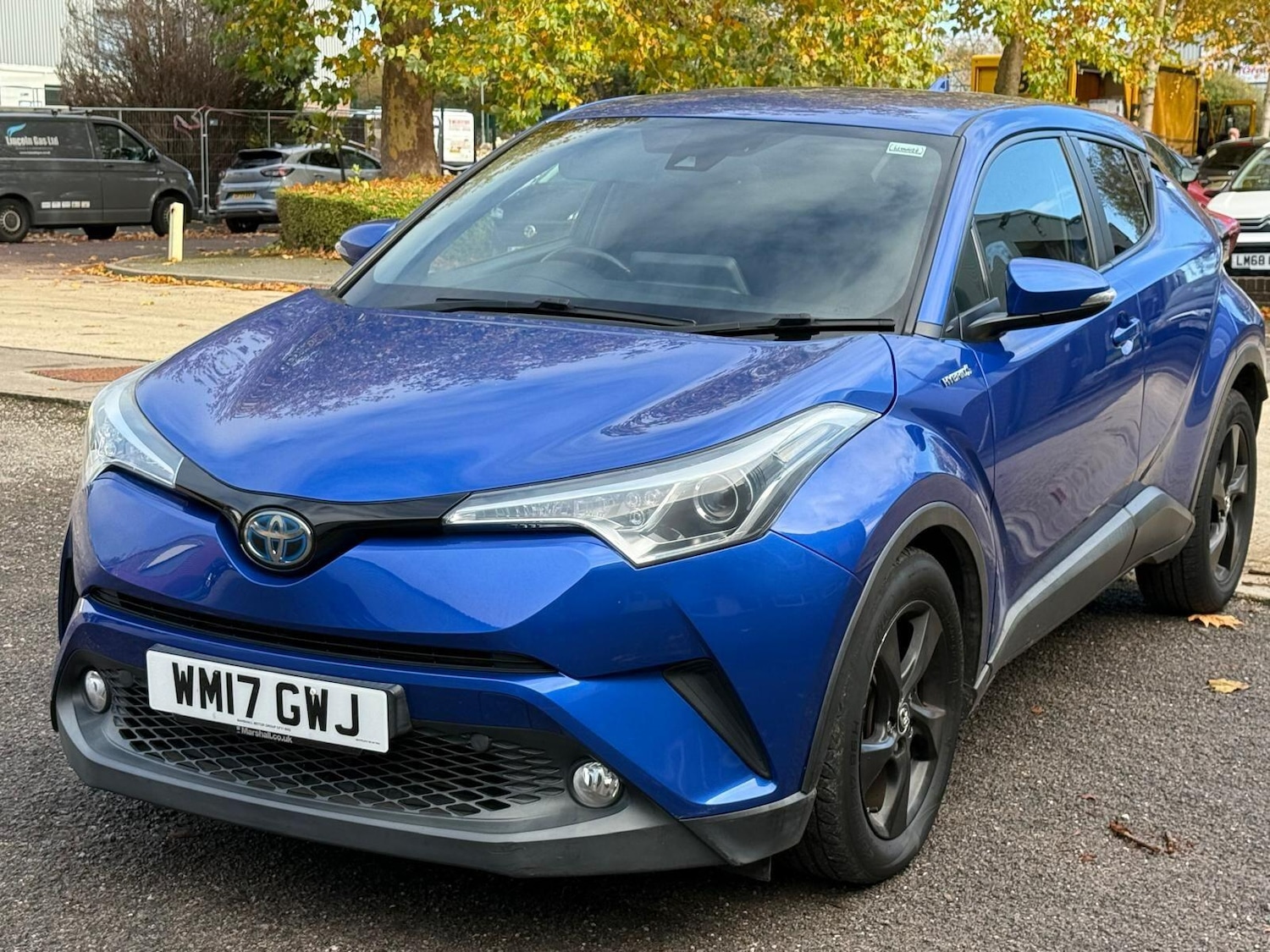 Used Toyota C-HR 2017 for sale - 77813672: Photo 2
