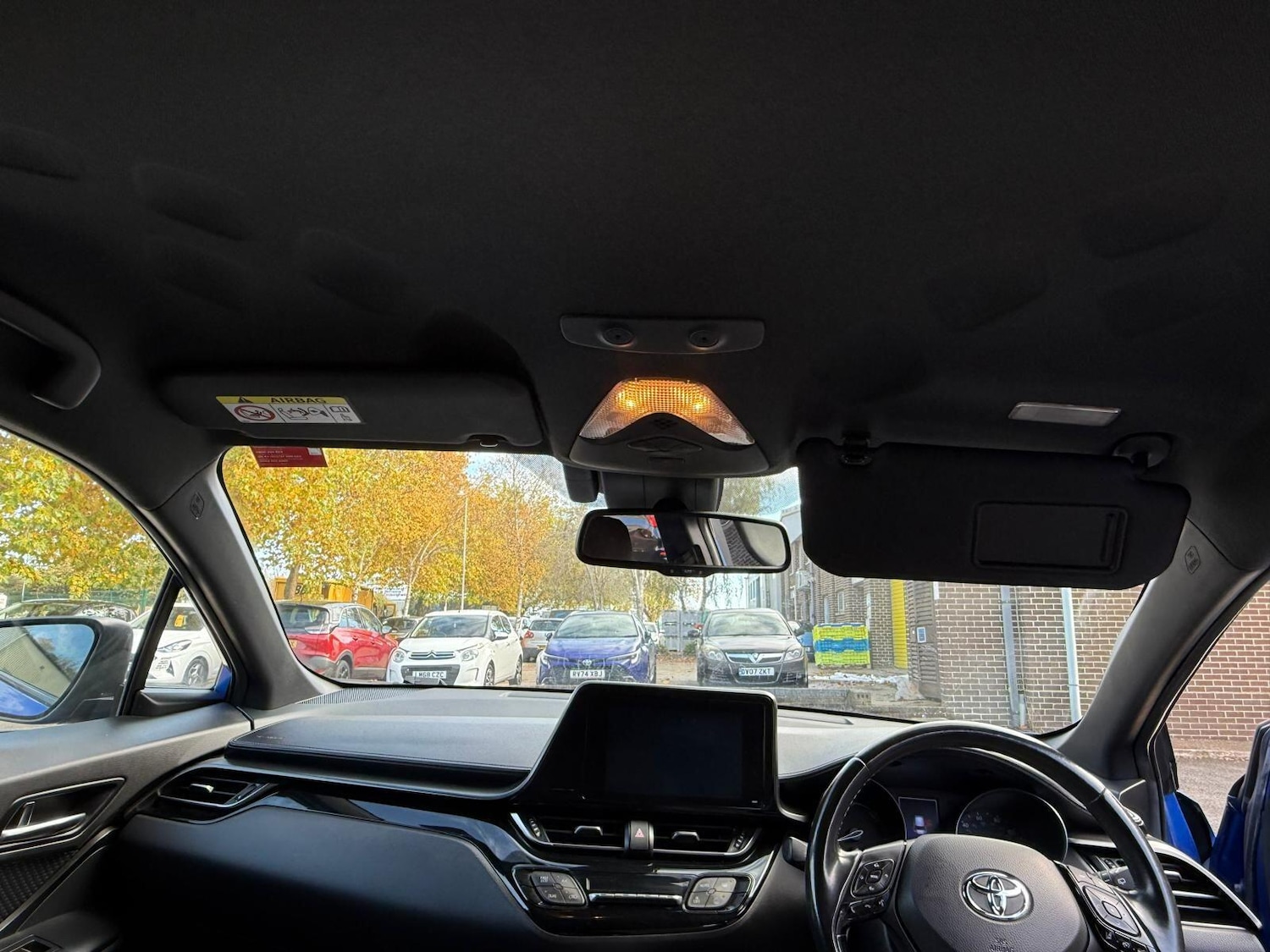 Used Toyota C-HR 2017 for sale - 77813672: Photo 25