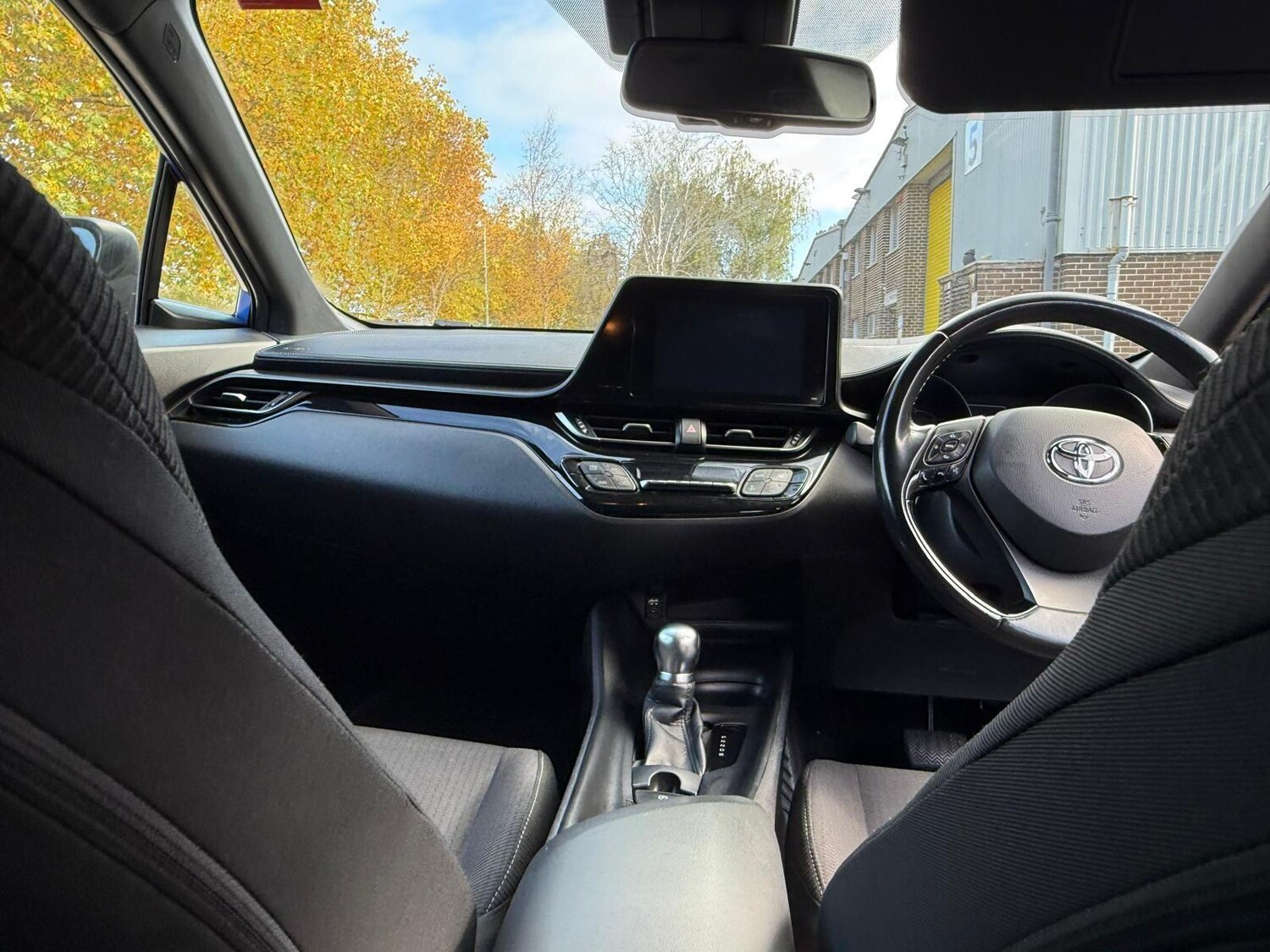 Used Toyota C-HR 2017 for sale - 77813672: Photo 26