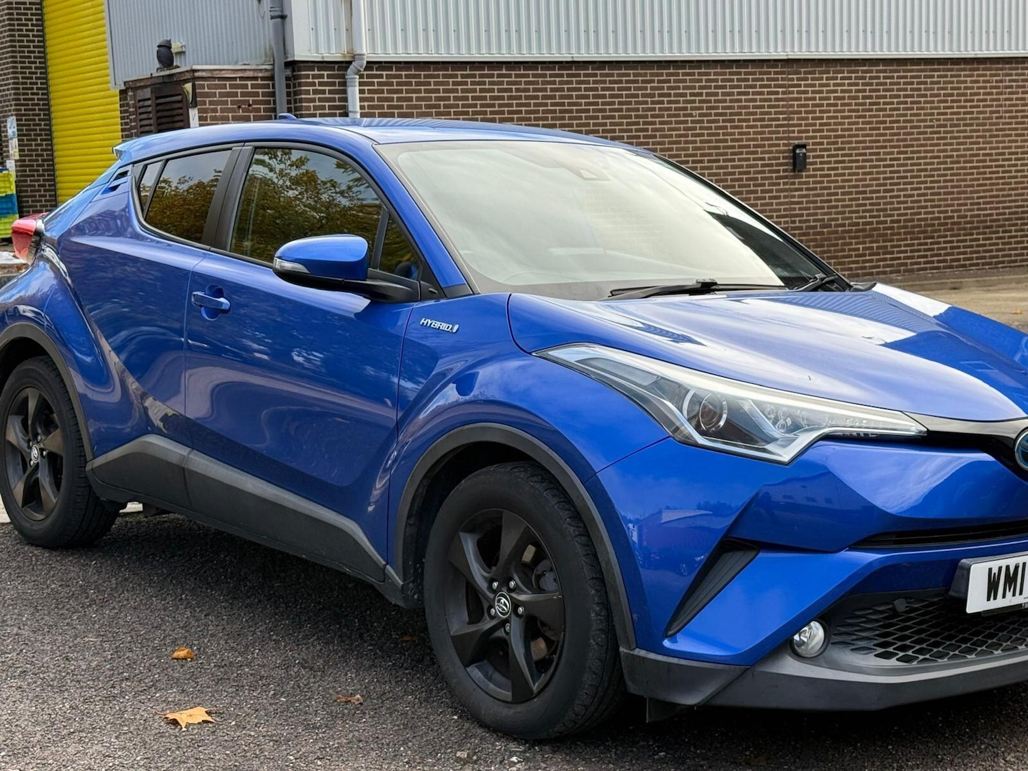 Used Toyota C-HR 2017 for sale - 77813672: Photo 5