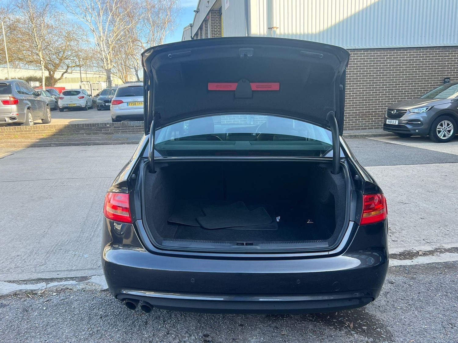 Used Audi A4 2013 for sale - 77813678: Photo 22