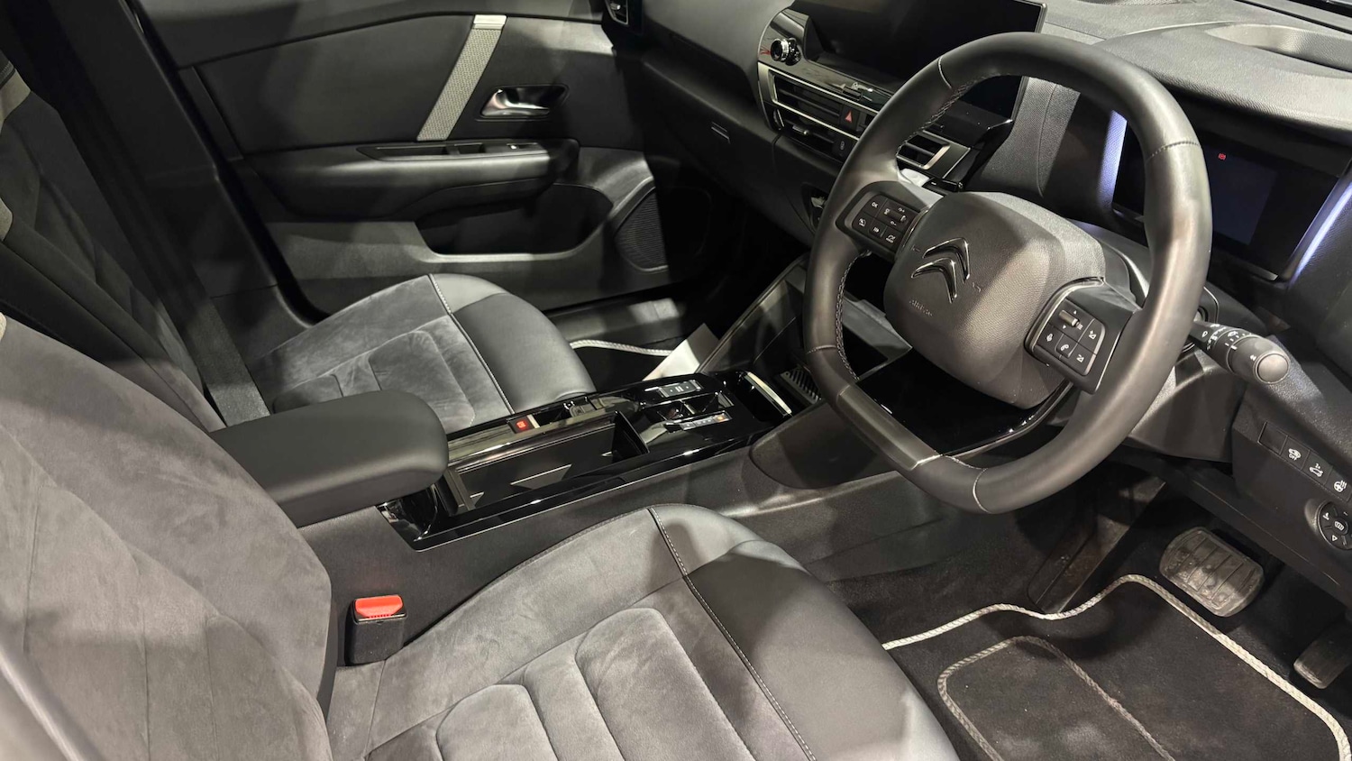 Used Citroen C4 X for sale - 77861393: Photo 8